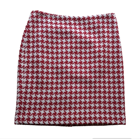 Talbots Dresses & Skirts - Talbots Red and White Houndstooth Wool Blend Skirt Lined, back Zipper Mid Length